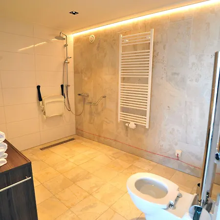 Szálloda Zuiderduin 4*