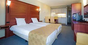 Zuiderduin Отель 4*