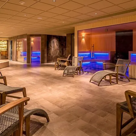 Otel Zuiderduin 4*